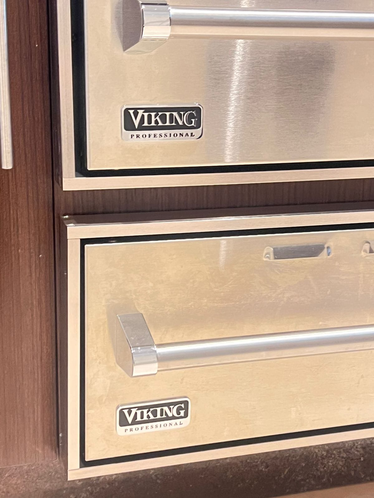 Built-in warming drawers in a professional cooking suite, UAE service call